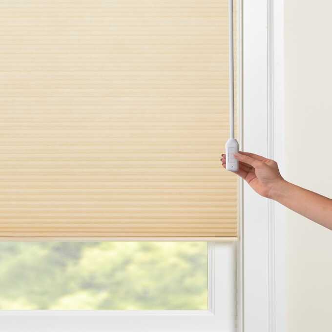 1/2" Double Cell Value Blackout Honeycomb Shades 9399